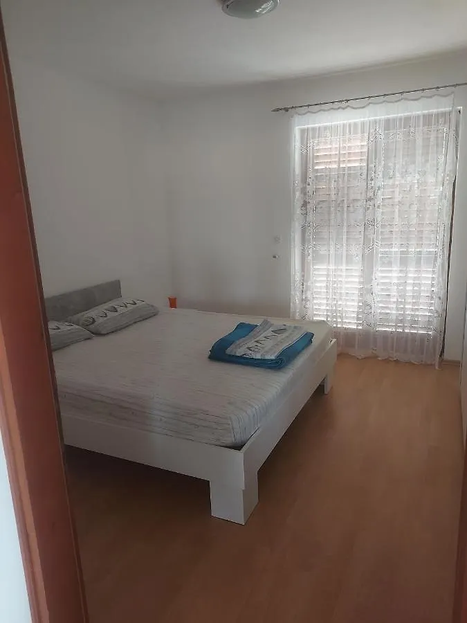 Apartments Vilanija